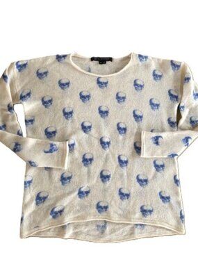 Skull Cashmere Skull Print Sweater Color: Ivory/Blue Size: XS